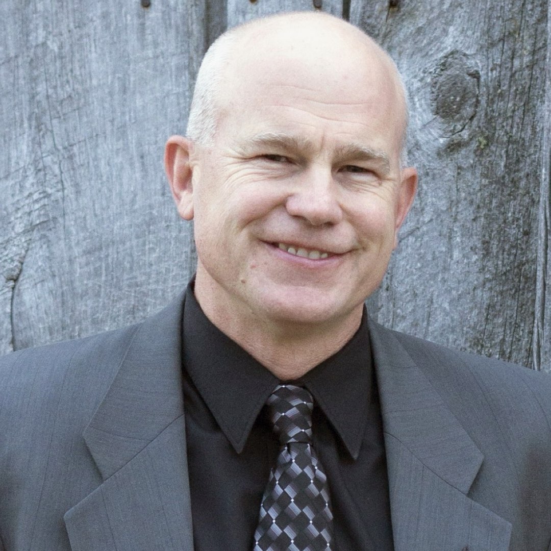 speaker photo